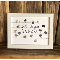 Wir Sagen Tschüss Rahmen 22 X 17 cm, Originelles Steinbild Für Viele Gelegenheiten Wir Sagen Tschüss Rahmen 22 X 17 cm, Originelles Steinbild Für Viele Gelegenheiten von GESCHENKEundMEER