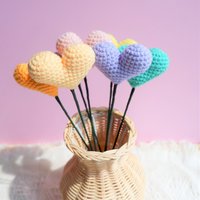 Häkelblumenstrauß Regenbogen Herzen, Handgefertigtes Blumenarrangement Häkelblumenstrauß Regenbogen Herzen, Handgefertigtes Blumenarrangement von GFSISARTY