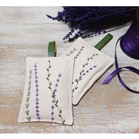 Reines Leinen Besticktes Lavendelsäckchen Aus Unserer Lavendelernte, Lavendelsäckchen. Lavendel Sachet Geschenke, Taschen Sets von GIApillow