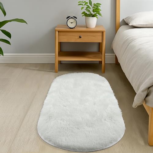 GIBZ Plüsch Teppiche Oval Hoher Flor, Moderner Zotteliger Teppich, rutschfest Kunstfellmatte für Schlafzimmer und Wohnzimmer, Weiß, 50x80cm GIBZ Plüsch Teppiche Oval Hoher Flor, Moderner Zotteliger Teppich, rutschfest Kunstfellmatte für Schlafzimmer und Wohnzimmer, Weiß, 50x80cm von GIBZ