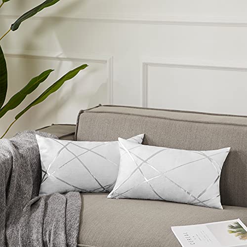 GIGIZAZA Kissenbezug 30x50 cm Kissenhülle Weiß Kissenbezüge Dekokissen Fall für Sofa Schlafzimmer Wohnzimmer 2er Set von GIGIZAZA