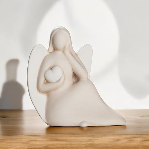 GILDE Deko Engel Figur mit Herz - Schutzengel Figur aus Keramik - Engel Geschenk Taufe Kommunion Hochzeit Glücksengel - Farbe: Creme Weiß Höhe 27 cm von GILDE