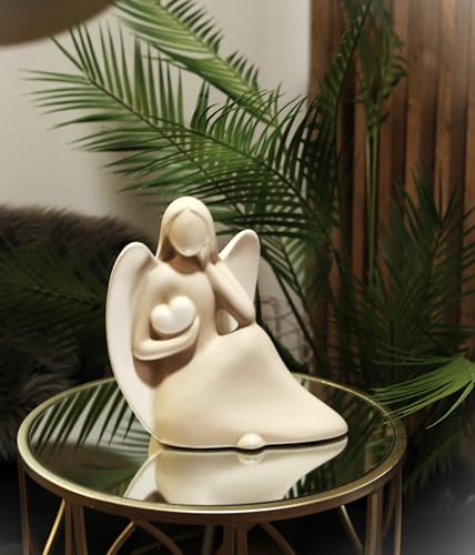 GILDE Deko Engel Figur mit Herz - Schutzengel Figur aus Keramik - Engel Geschenk Taufe Kommunion Hochzeit Glücksengel - Farbe: Creme Weiß Höhe 27 cm von GILDE