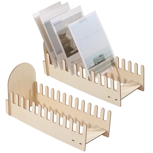GLOBLELAND 2 Stück Grußkartenständer Aus Holz Mit 12 Fächern 10.6x5.56zoll Ständer Postkartenständer Mehrstufiger Präsentationsständer Aufkleberständer Für Postkarten Aufkleber Fototisch Verkaufstheke GLOBLELAND 2 Stück Grußkartenständer Aus Holz Mit 12 Fächern 10.6x5.56zoll Ständer Postkartenständer Mehrstufiger Präsentationsständer Aufkleberständer Für Postkarten Aufkleber Fototisch Verkaufstheke von GLOBLELAND