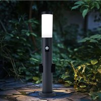 Außenleuchte led Stehleuchte mit Bewegungsmelder Edelstahl Wegeleuchte Sockelleuchte Gartenleuchte anthrazit, mit 2 Steckdosen, IP44, 1x 11W 1055lm Außenleuchte led Stehleuchte mit Bewegungsmelder Edelstahl Wegeleuchte Sockelleuchte Gartenleuchte anthrazit, mit 2 Steckdosen, IP44, 1x 11W 1055lm von GLOBO LIGHTING
