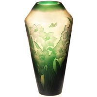 Gallé-stil Vase Mit Narzissen - Jugendstil Überfangglas in Grün Und Gold, Florales Gravurmotiv, Signiert „Gallé" Gdv110 von GLOBUSDEKO