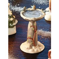 Winterliche Szene: Tolle Himmelsboten im Winterwald von GOEBEL