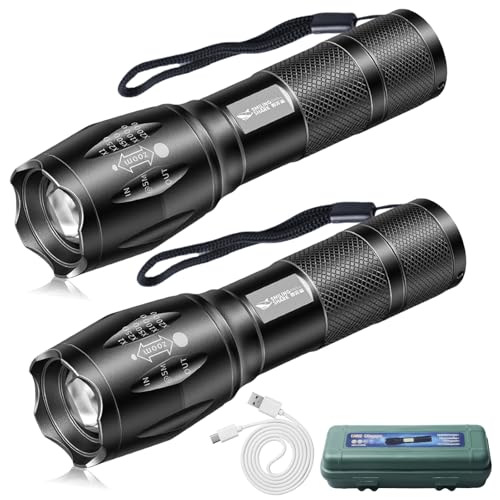 GOMETY 2 Stück 4 in 1 LED Taschenlampe, 4 Modi 5000LM Multifunktionale Taschenlampe mit Rot Grün Blau Weißes Licht, USB Wasserdichte Taschenlampe mit Verstellbarem Fokus für Angeln Camping Foto GOMETY 2 Stück 4 in 1 LED Taschenlampe, 4 Modi 5000LM Multifunktionale Taschenlampe mit Rot Grün Blau Weißes Licht, USB Wasserdichte Taschenlampe mit Verstellbarem Fokus für Angeln Camping Foto von GOMETY