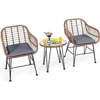 3-teiliges Gartenmöbel-Set, Modernes Bistro-Set mit 2 Korbsesseln und Beistelltisch mit Glasplatte, Allwetter-Rattanmöbel-Set für den Außenbereich von GOPLUS