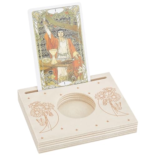 GORGECRAFT Tarotkartenständer Aus Holz 10 x 8cm Geschnitztes Mond Sonnenblumen Muster Teelicht Wahrsagekarten Ausstellungshalter Für Hexen Wicca Altardekoration Leseetui Zubehör GORGECRAFT Tarotkartenständer Aus Holz 10 x 8cm Geschnitztes Mond Sonnenblumen Muster Teelicht Wahrsagekarten Ausstellungshalter Für Hexen Wicca Altardekoration Leseetui Zubehör von GORGECRAFT