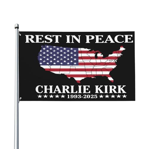 Rest In Peace Charlie Kirk Flagge 4x6 Memorial Tribute 2025 Flaggen Banner mit Ösen für Indoor Outdoor Rasen Hof Garte Rest In Peace Charlie Kirk Flagge 4x6 Memorial Tribute 2025 Flaggen Banner mit Ösen für Indoor Outdoor Rasen Hof Garte von GQWJKSZ