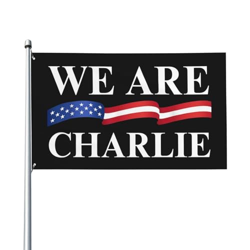 Wir sind Charlie Kirk Flagge 3x5 Held Charlie Kirk Flaggen Banner mit Ösen für Indoor Outdoor Rasen Hof Garten Dekorat Wir sind Charlie Kirk Flagge 3x5 Held Charlie Kirk Flaggen Banner mit Ösen für Indoor Outdoor Rasen Hof Garten Dekorat von GQWJKSZ