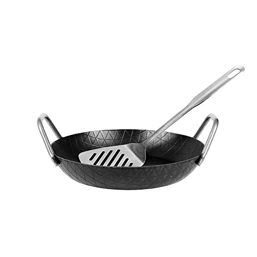 GRÄWE Schmiedeeiserne Servierpfanne F 400, Ø 24 cm, hoher Rand, Eisenpfanne mit Griffen, 400° C hitzebeständig, Pfanne aus Eisen, kratzfeste Bratpfanne, unbeschichtet, induktionsgeeignet, mit Wender GRÄWE Schmiedeeiserne Servierpfanne F 400, Ø 24 cm, hoher Rand, Eisenpfanne mit Griffen, 400° C hitzebeständig, Pfanne aus Eisen, kratzfeste Bratpfanne, unbeschichtet, induktionsgeeignet, mit Wender von GRÄWE