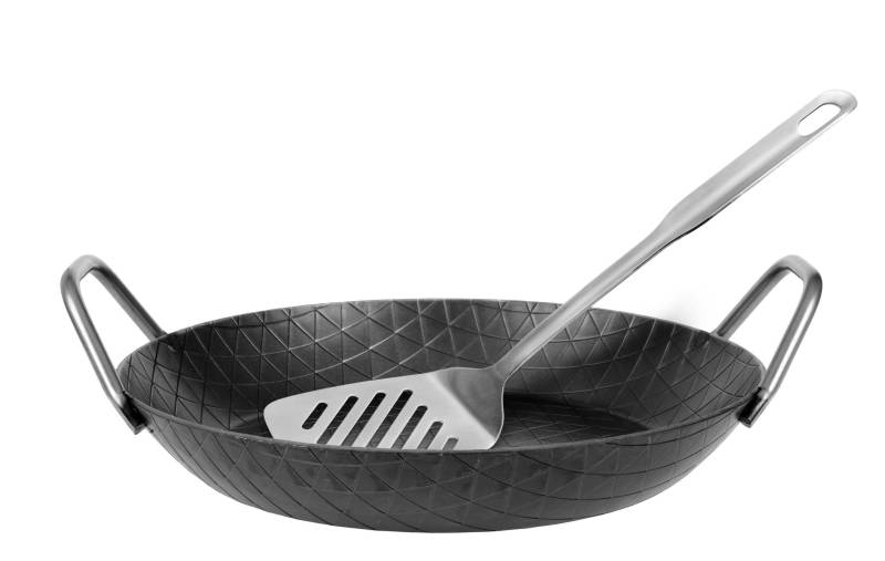 Schmiedeeiserne Servierpfanne F 400, Ø 28 cm, extra hoher Rand, Made in Germany, inkl. Pfannenwender von GRÄWE