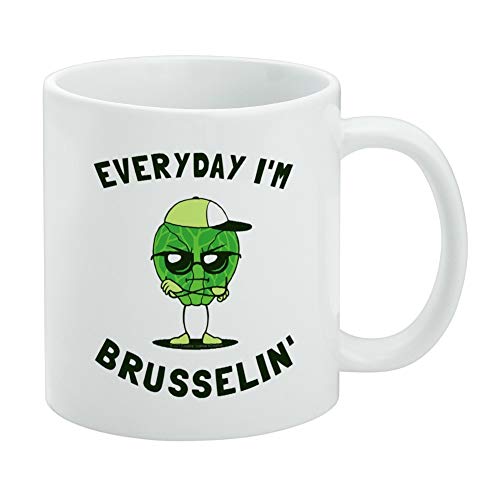Everyday I'm Brusselin' Brussels Sprouts Hustling Lustige Humor-Kaffeetasse aus Keramik, Geschenkidee für Kaffee, Tee und heiße Getränke, 325 ml, Weiß von GRAPHICS & MORE