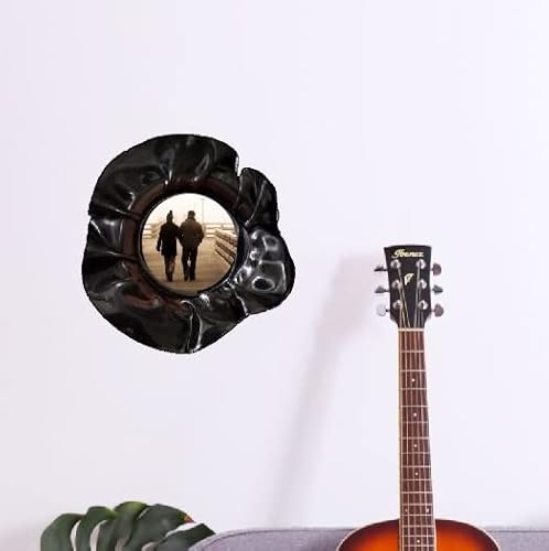 GRAVUR-MONKEYS AFFENGEILE GESCHENKIDEEN Upcycling Alte Schallplatte als Bilderrahmen. Tolle Geschenk Idee von GRAVUR-MONKEYS AFFENGEILE GESCHENKIDEEN