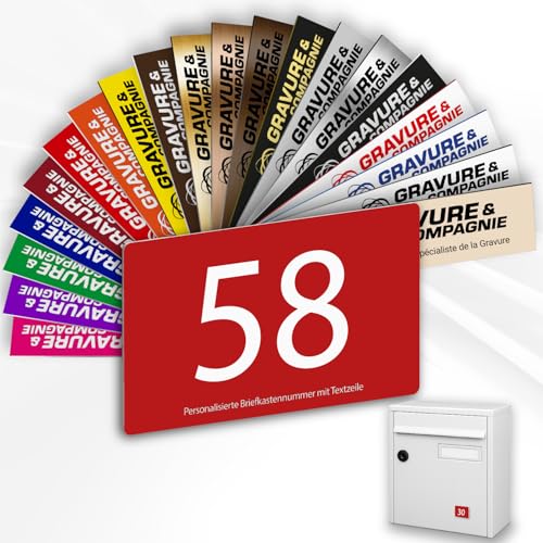 Briefkastennummer – Selbstklebendes PVC Schild mit Gravur – Personalisierte Hausnummer oder Briefkastenschild – KLEIN 5 x 3,5 cm (Rot) von GRAVURE CONCEPT
