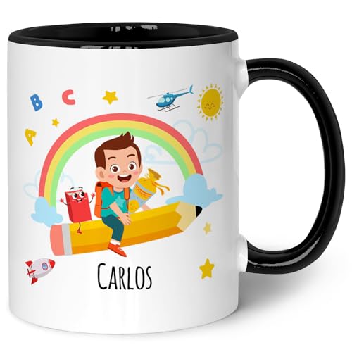 Bedruckte Tasse mit Motiv - Einschulung mit Name - Personalisiert mit Wunschnamen - Geschenk für Jungen zur Einschulung - Geschenk für die Schultüte zum Schulanfang - Farbe: Junge Schwarz & Weiß von GRAVURZEILE