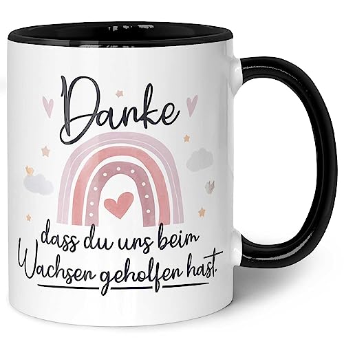 Bedruckte Tasse mit Spruch - Danke dass du uns beim Wachsen geholfen hast V2 - Geschenk für Erzieher zum Kindergarten Abschied - Geschenk als Dankeschön - Farbe Regenbogen Rosa - Schwarz & Weiß von GRAVURZEILE