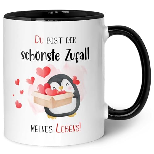 GRAVURZEILE Bedruckte Tasse mit Spruch - Du bist der schönste Zufall meines Lebens - Geschenk zum Valentinstag - Spülmaschine geeignet - Partner Geschenke für Sie & Ihn - Farbe: Schwarz & Weiß von GRAVURZEILE