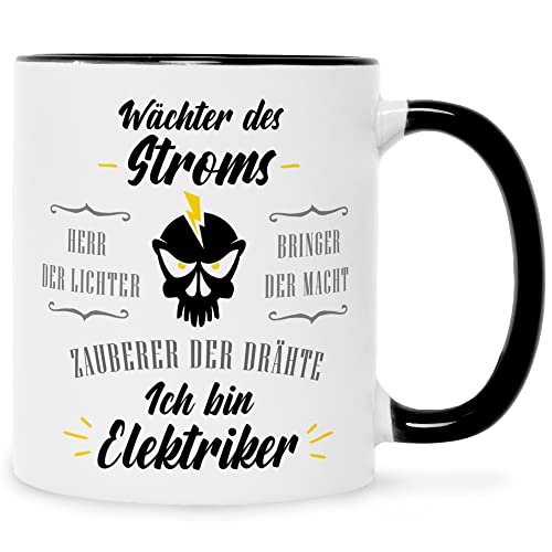 Bedruckte Tasse mit Spruch - Wächter des Stroms - Lustige Geschenke - Geschenk für Kollege Kollegin Chef Boss im Büro zum Geburtstag Valentinstag Weihnachten - für Sie & Ihn - Farbe: Schwarz & Weiß von GRAVURZEILE