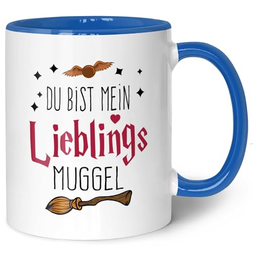 GRAVURZEILE Bedruckte Tasse mit Spruch - Du bist mein Lieblingsmuggel - Kaffeetasse mit Spruch als Geschenk für Fantasy Fans - Zauberhafte Geschenke für Sie & Ihn - Farbe: Blau von GRAVURZEILE