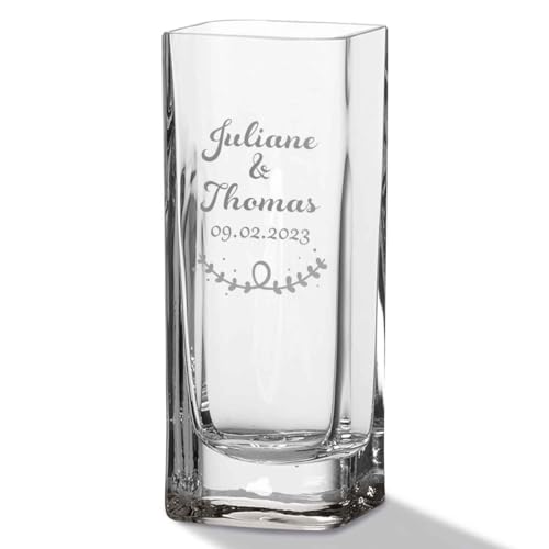 GRAVURZEILE Blumenvase mit Gravur - Wedding - Personalisiert mit Namen und Datum - Moderne Vase aus Glas für Blumen - Geschenke für Frauen - Deko Geschenkidee zum Geburtstag - 20x8cm von GRAVURZEILE