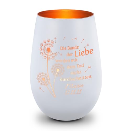 GRAVURZEILE Deko Windlicht aus Glas mit Gravur - Pusteblumen - Personalisiert mit Namen & Datum - Trauerlicht für Teelichter und Kerzen - Grabschmuck zur Beerdigung oder als Andenken - Weiß/Bronze von GRAVURZEILE