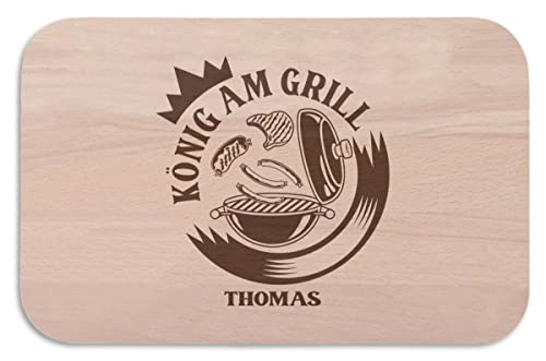 GRAVURZEILE Frühstücksbrettchen mit Gravur - König am Grill - Geschenk für Grillkönige - Brettchen aus Holz als Geschenk für Männer zur Grill Season - 100% Buchenholz - 22.5 cm x 12.5 cm x 1 cm von GRAVURZEILE
