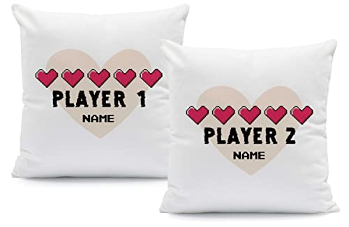 GRAVURZEILE Kissen mit Spruch - Player 1 & Player 2 im Set - Pixel Art Zierkissen - Geschenk für Gamer & Zocker als Gaming Deko - Geschenk für Sie & Ihn zum Valentinstag - Größe mit Füllung von GRAVURZEILE