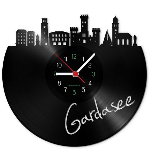 GRAVURZEILE Schallplattenuhr - Skyline Gardasee - Wanduhr aus gegossenem Vinyl mit Stadt Skyline 30 cm - Upcycling Designer Uhr - Moderne Wanduhr im Retro Vintage Style - Made in Germany von GRAVURZEILE