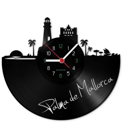 GRAVURZEILE Schallplattenuhr - Skyline Palma de Mallorca - Wanduhr aus gegossenem Vinyl mit Stadt Skyline 30 cm - Upcycling Design-Uhr Wand-Deko Vintage Retro-Uhr - Made in Germany von GRAVURZEILE