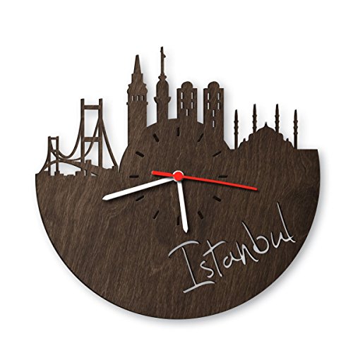 GRAVURZEILE Skyline Istanbul Wanduhr aus geräuchertem Eichen-Holz - Design Uhr aus Echtholz - Originelle Wanduhr im Skyline Design- aus Naturholz Made in Germany - Farbe: geräucherte Eiche von GRAVURZEILE