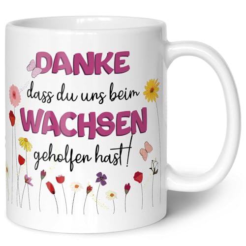 Bedruckte Tasse mit Spruch - Danke dass du uns beim Wachsen geholfen hast - Geschenk für Erzieher Lehrer zum Kindergarten Abschied - Geschenk als Dankeschön - Farbe: Blumen Rosa - & Weiß von GRAVURZEILE