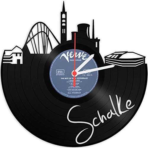 GRAVURZEILE Schallplattenuhr - Skyline Schalke - Wanduhr aus gegossenem Vinyl mit Stadt Skyline 30 cm - Upcycling Design-Uhr Wand-Deko Vintage-Uhr Wand-Dekoration Retro-Uhr - Made in Germany von GRAVURZEILE