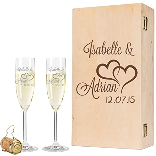 Leonardo Sektgläser mit Gravur von Namen & Datum im - Große Liebe Design - Geschenk zur Hochzeit, Verlobung oder Jahrestag - inkl. gravierter Vintage-Holzkiste - das perfekte Hochzeitsgeschenk von GRAVURZEILE