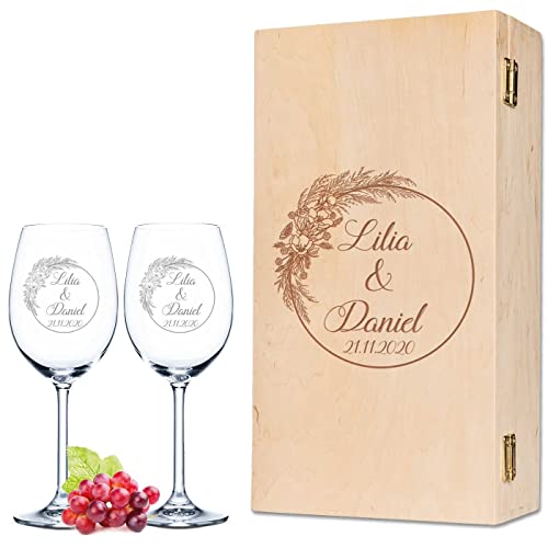 Leonardo Weingläser mit Gravur von Namen & Datum im - Pampasgras Design - Geschenk zur Hochzeit, Verlobung & Jahrestag - inkl. gravierter Vintage Holzkiste - ein perfektes Hochzeitsgeschenk Leonardo Weingläser mit Gravur von Namen & Datum im - Pampasgras Design - Geschenk zur Hochzeit, Verlobung & Jahrestag - inkl. gravierter Vintage Holzkiste - ein perfektes Hochzeitsgeschenk von GRAVURZEILE