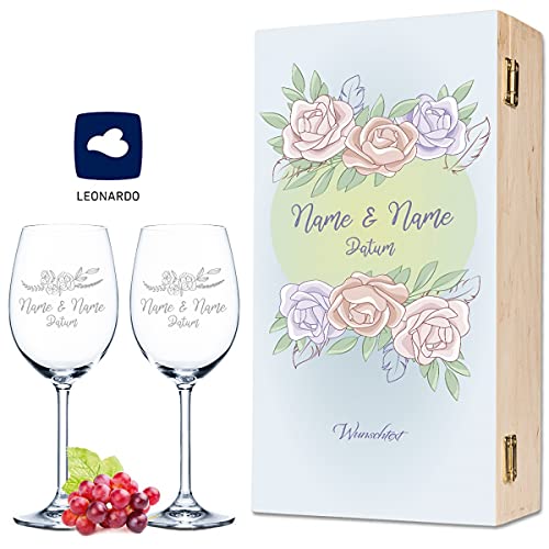 Leonardo Weingläser mit Gravur von Namen & Datum im - Pastel Blue Roses - als Geschenk zur Hochzeit, Verlobung oder zum Jahrestag - inkl. bedruckter Vintage Holzkiste - das Hochzeitsgeschenk Leonardo Weingläser mit Gravur von Namen & Datum im - Pastel Blue Roses - als Geschenk zur Hochzeit, Verlobung oder zum Jahrestag - inkl. bedruckter Vintage Holzkiste - das Hochzeitsgeschenk von GRAVURZEILE