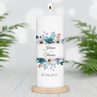 Personalisierte Traukerze - Blumenrahmen Personalisiert Mit Namen & Datum Geschenk Zur Hochzeit Hochwertige Stumpenkerze von GRAVURZEILEShop