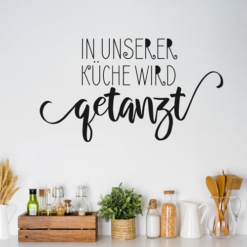 GRAZDesign Wandtattoo In unserer Küche wird getanzt | Küchenaufkleber selbstklebend - 71x40cm / 010 weiss von GRAZDesign