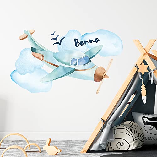 GRAZDesign Wandtattoo Kinderzimmer Junge Flugzeug | personalisiert mit Name | Wandsticker Babyzimmer Baby Jungen | Wandaufkleber Kinderzimmer Deko 99x57cm (BxH), blau von GRAZDesign