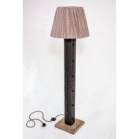 Alte Stehleuchte Aus Holz Mit Vintage-Elementen, Handgefertigt Recyceltem von GROODS