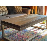Moderner Couchtisch/Aus Altholz Handgefertigt Altem Recyceltem Holz Verwendung Im Innenbereich Moderner Couchtisch/Aus Altholz Handgefertigt Altem Recyceltem Holz Verwendung Im Innenbereich von GROODS