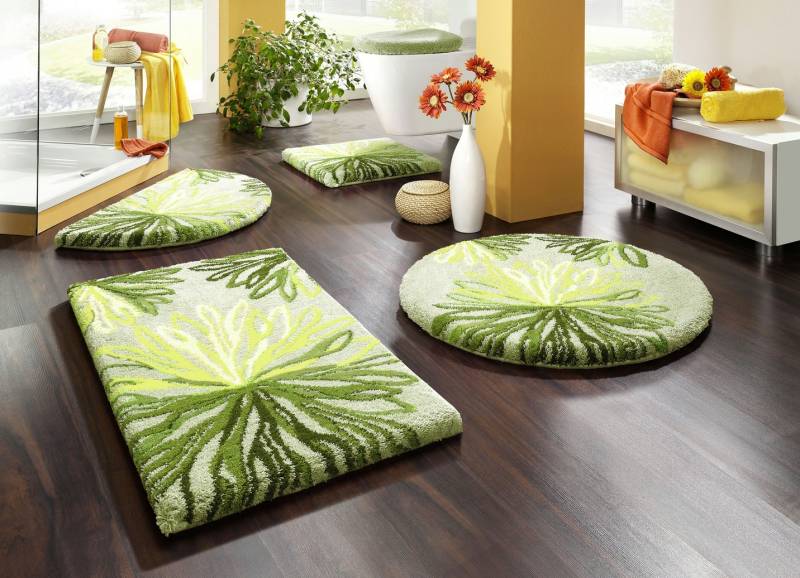 Supersofte Badgarnitur aus dem Hause "Grund", Größe 105 (Teppich, 80/140 cm), Grün von GRUND