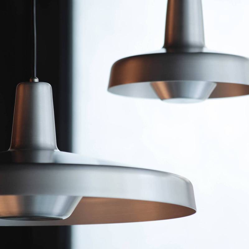 GRUPA Arigato Hängeleuchte Ø 23cm aluminium von GRUPA