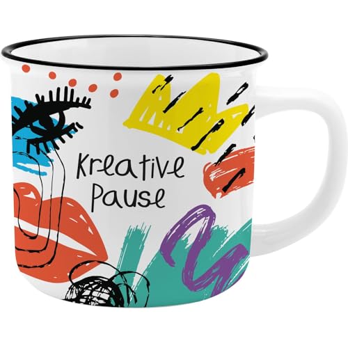 GRUSS & CO Becher mit Motiv "Pause" | New Bone China Porzellan, Emaille-Optik, 35 cl | Lustiges Geschenk, Frühstück | 73916 von GRUSS & CO