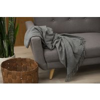 Graphit Dunkelgrau Merino Wolle Feste Webart Strickmuster Große Sofa Decke Mit Fransen Gemütlich Warme Knie von GSwool