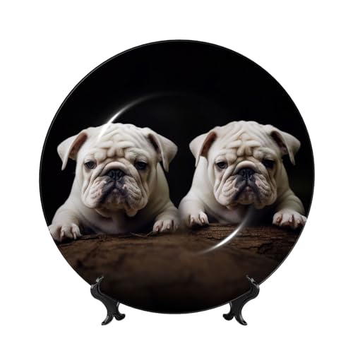 GTKSYNVE Kleine weiße Bulldogge aus Knochenporzellan, dekorative Teller, 17,8 cm, personalisierbar, Keramik-Dekoteller mit Präsentationsständer, Keramik-Ornamente, Kunst-Porzellanteller für Zuhause GTKSYNVE Kleine weiße Bulldogge aus Knochenporzellan, dekorative Teller, 17,8 cm, personalisierbar, Keramik-Dekoteller mit Präsentationsständer, Keramik-Ornamente, Kunst-Porzellanteller für Zuhause von GTKSYNVE