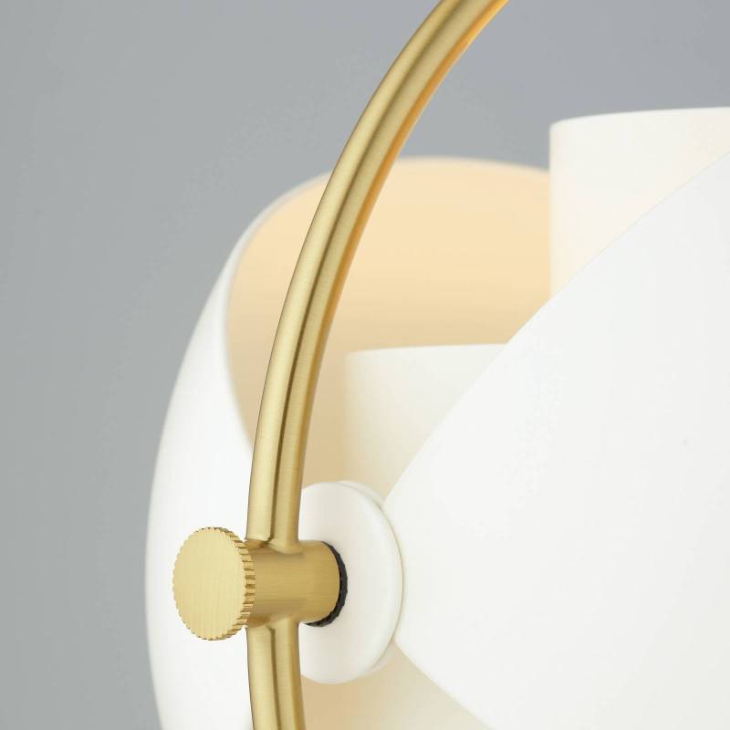 GUBI Tischleuchte Multi-Lite, Höhe 50 cm, messing/weiß GUBI Tischleuchte Multi-Lite, Höhe 50 cm, messing/weiß von GUBI