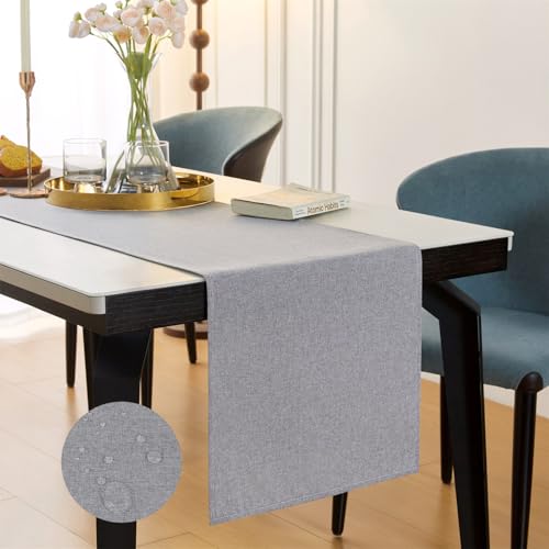 GUJOXILA Modern Tischläufer Hellgrau 40 x 140 cm Tischläufer Wasserabweisend Abwaschbar Leinenoptik Küche Esstisch Tisch Dekoration für Hochzeiten Drinnen Urlaub Party Dekor GUJOXILA Modern Tischläufer Hellgrau 40 x 140 cm Tischläufer Wasserabweisend Abwaschbar Leinenoptik Küche Esstisch Tisch Dekoration für Hochzeiten Drinnen Urlaub Party Dekor von GUJOXILA
